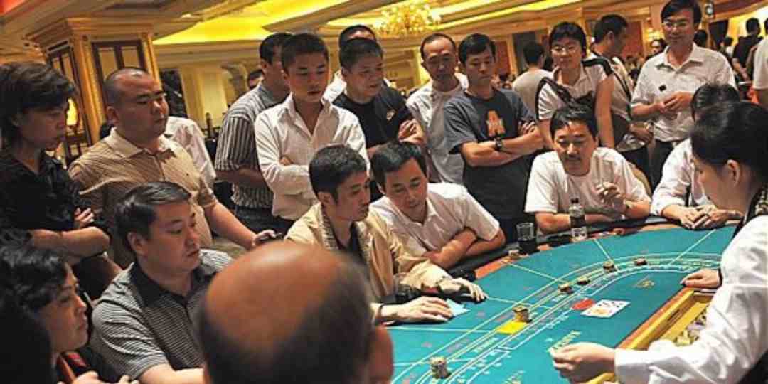 Tham gia các ván game hấp dẫn ở Moc Bai Casino